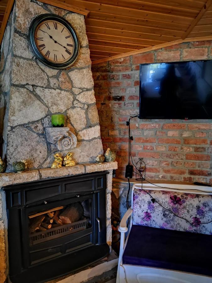 Guest House Ezerets Bagian luar foto